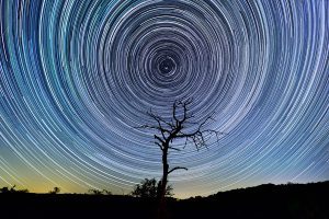 Eugen Kamenew Milchstraße und Sternschnuppen | Astrofotografie